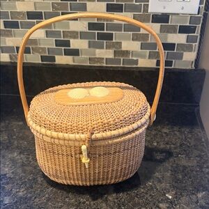 Vintage Nantucket basket purse